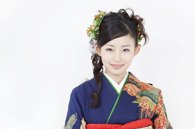 成人式 髪飾り つまみ細工のおすすめ5選！注目は人気の京都、赤の簪